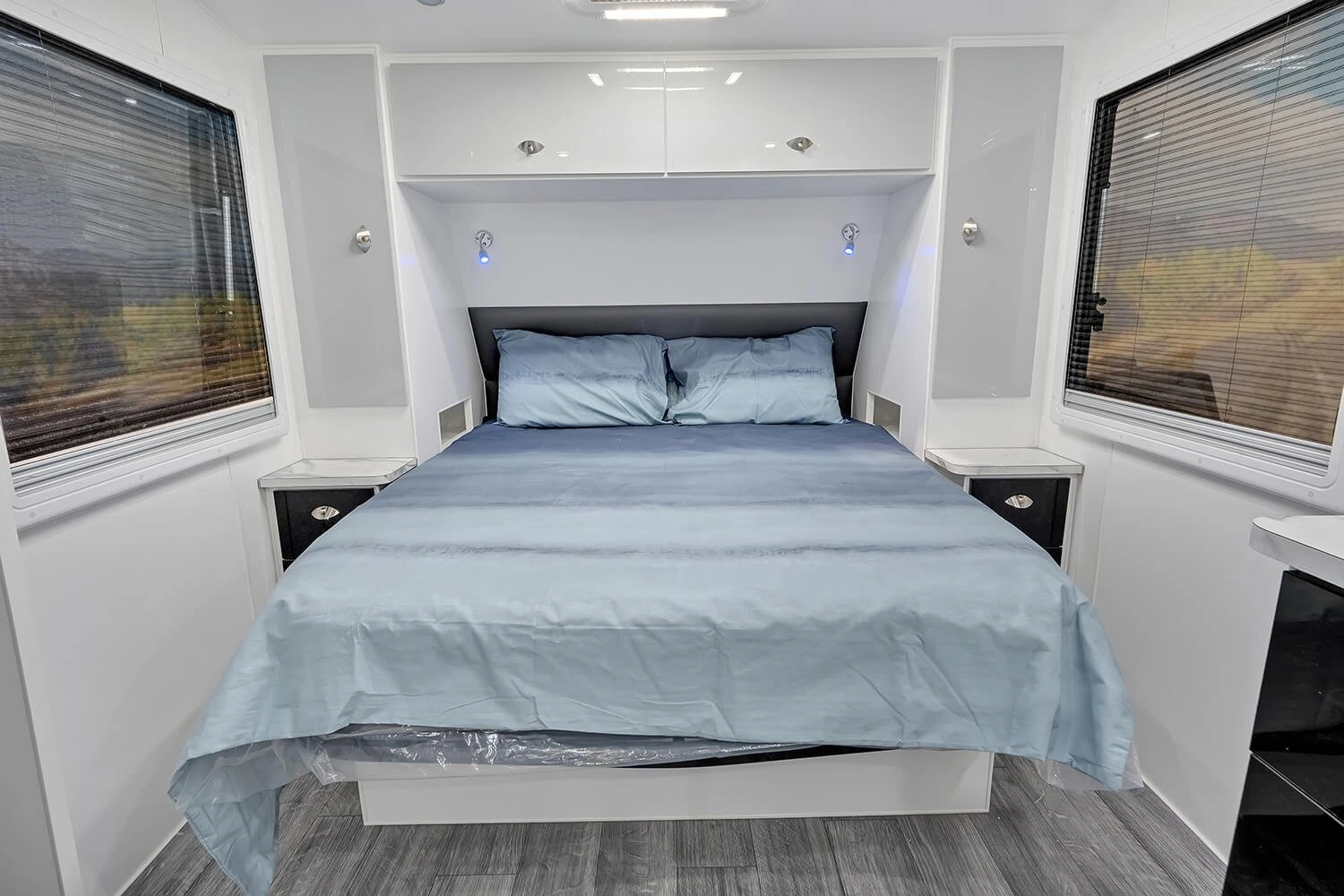 21'5 Aussie Fivestar Caravans 2026 Escape 22 New Off Road Caravan