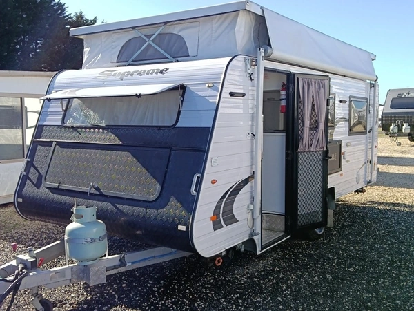 2014 Supreme Caravans Executive 16' Pop Top Air Conditioner