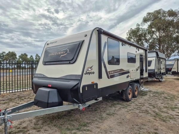 2024 Jayco Caravans Discovery 21'8 Touring Slide Out Club Lounge Lithium Battery