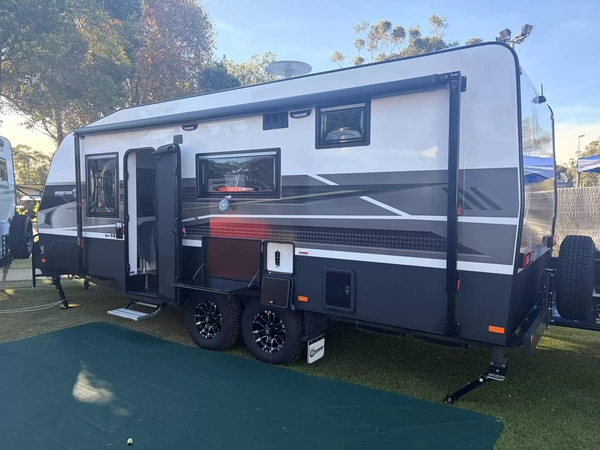 2026 Crusader Caravans Musketeer Centaur Off Road Air Bag Independent Suspension