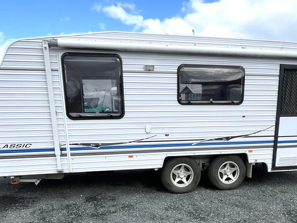 2012 Supreme Caravans Classic 19'8 Touring Solar Panel Diesel Heater