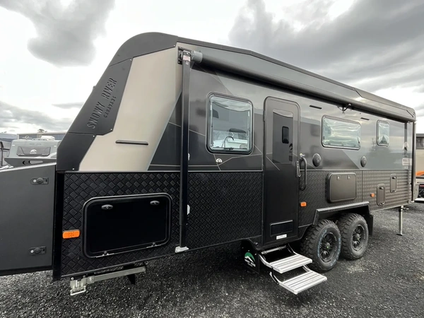 New Snowy River Caravans SRT-22F 22'11 Off Road Diesel Heater Shower Toilet