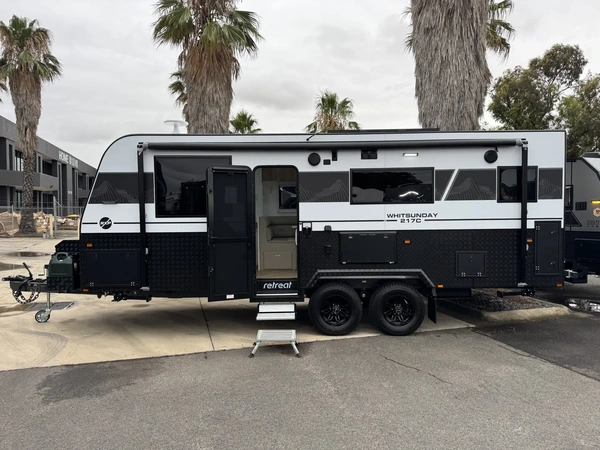 2026 Retreat Caravans Whitsunday 22' Off Road Lithium Battery Full Ensuite