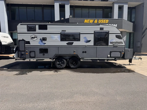 2018 Masterpiece Caravans Optimum 21'6 Off Road Solar Panels Lithium Battery